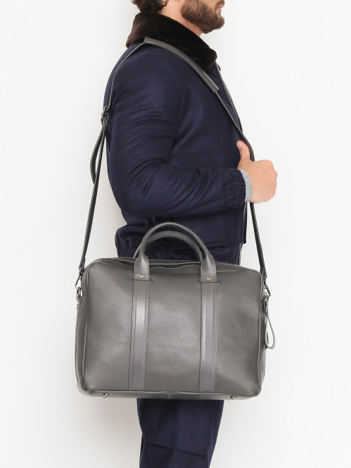 Вместительная сумка-портфель из кожи Doucal's - МодельВерхНиз