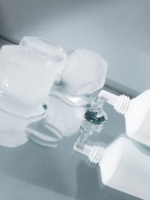Охлаждающая гелевая маска для лица и контура глаз Freezing Anti-Fatigue Mask, 50 мл Dr. Levy - Обтравка1