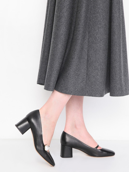 Туфли из кожи с пряжкой Casadei - МодельВерхНиз