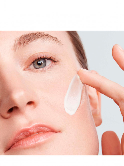 Calm-Essentiel  Увлажняющая эмульсия для чувствительной кожи 50 мл Clarins - Обтравка1
