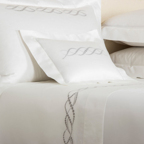 наволочка 51X71 см PEARLS EMBROIDERY Frette - 529744  Обтравка1