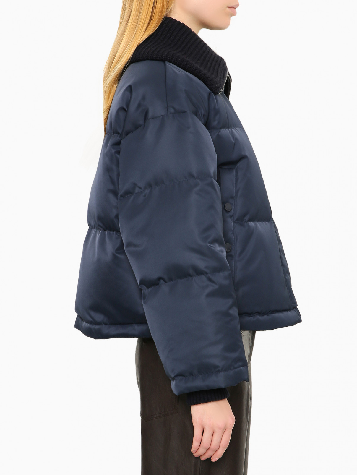 Weekend Max Mara синяя стеганая куртка с вязаным воротником