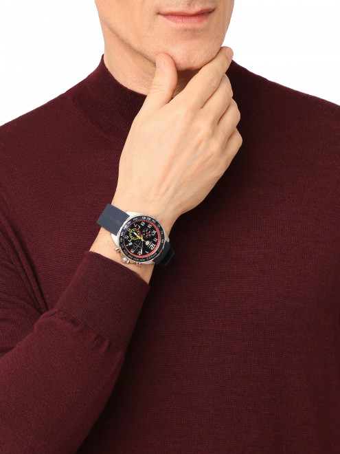 Часы кварцевые на каучуковом браслете TAG Heuer - МодельОбщийВид