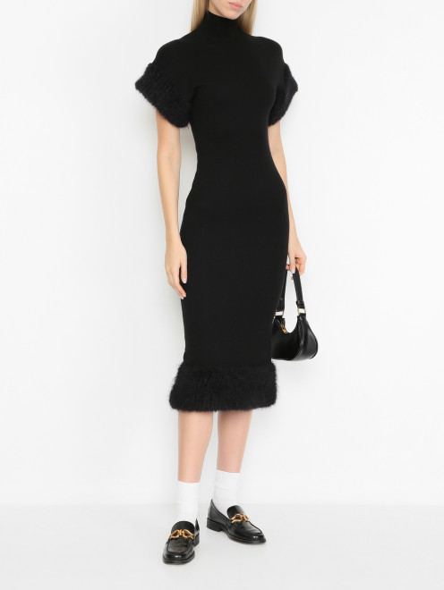 Трикотажное платье из шерсти Moschino - МодельОбщийВид