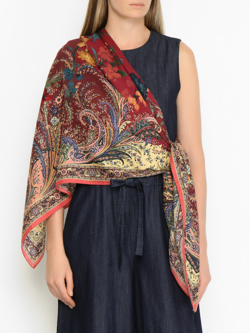 Шаль 140х140 см Etro - МодельОбщийВид