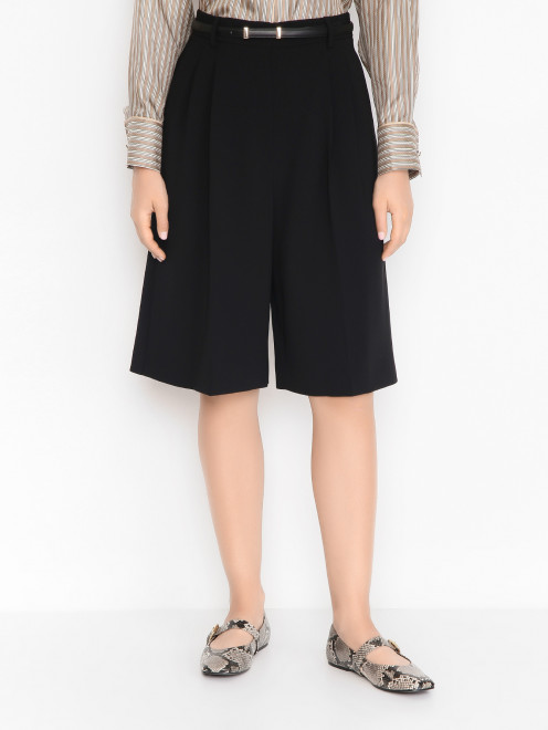Шорты с защипами и ремнем Max Mara - МодельВерхНиз