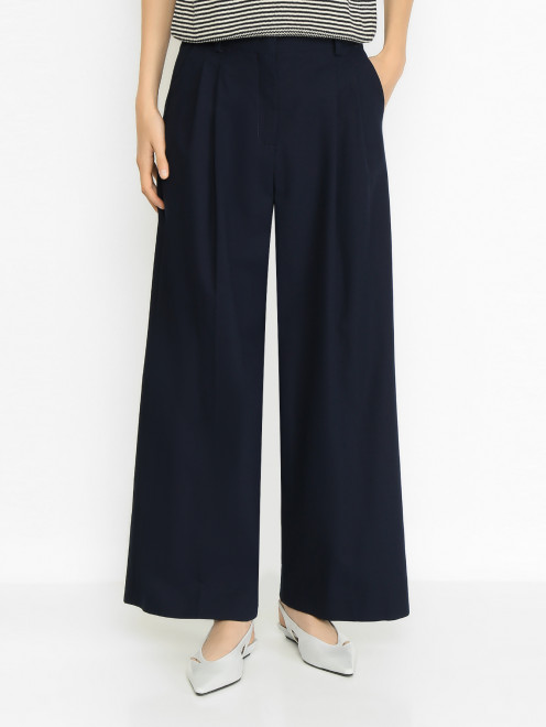 Брюки с защипами Weekend Max Mara - МодельВерхНиз