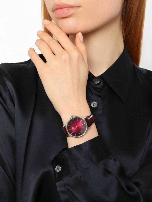 Часы кварцевые на ремне из телячьей кожи Tissot - МодельОбщийВид
