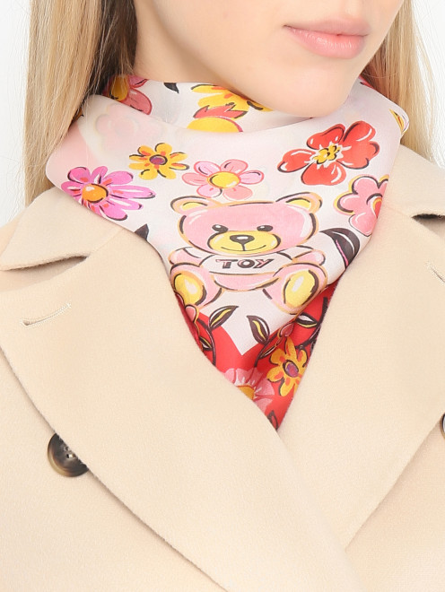 Платок из шелка 90*90 Moschino - МодельОбщийВид