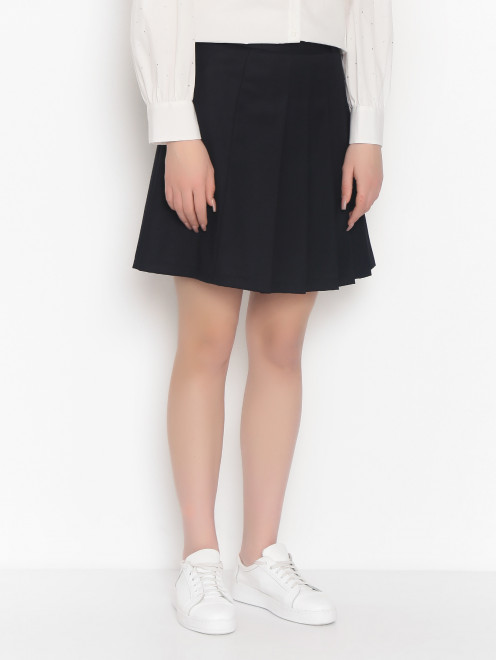 Однотонная юбка со складками Treapi - МодельВерхНиз