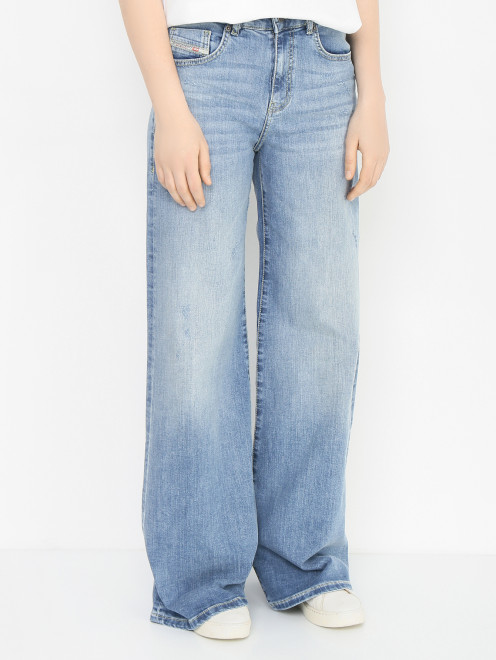 Широкие джинсы с карманами Diesel - МодельВерхНиз