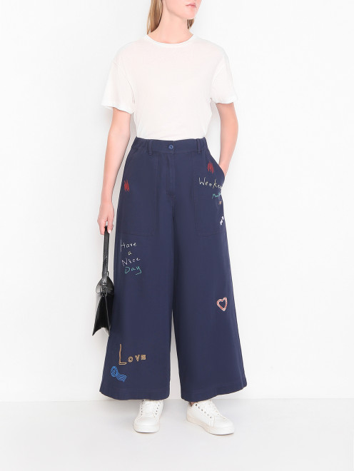 Джинсы на резинке с вышивкой Weekend Max Mara - МодельОбщийВид