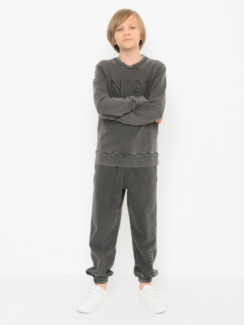 Трикотажные брюки с карманами N21 - МодельОбщийВид