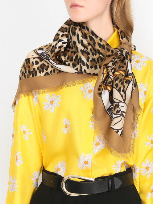 Платок из шелка с узором Moschino - МодельОбщийВид