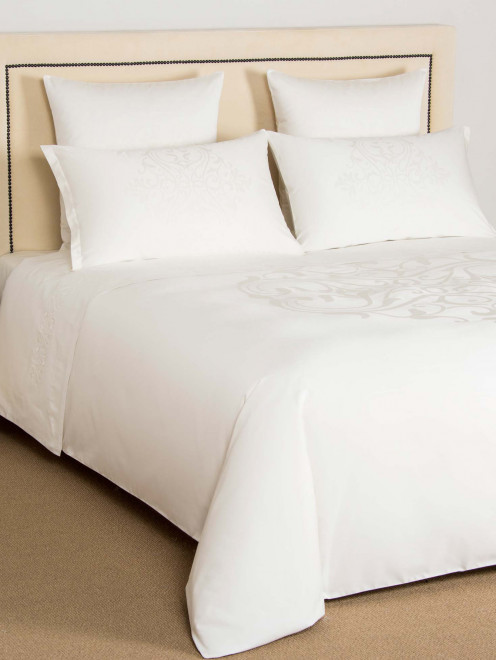 Пододеяльник MEDALLION HEART 260X240 см состав: 100% хлопок сатин Frette - Общий вид